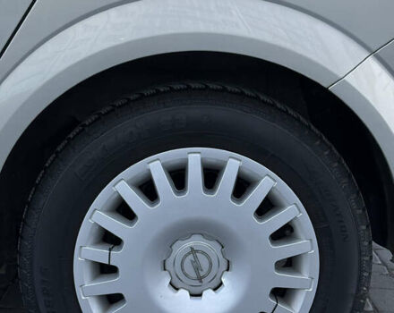 Серый Опель Астра, объемом двигателя 1.6 л и пробегом 287 тыс. км за 4700 $, фото 9 на Automoto.ua