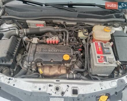 Сірий Опель Астра, об'ємом двигуна 1.4 л та пробігом 285 тис. км за 3800 $, фото 8 на Automoto.ua