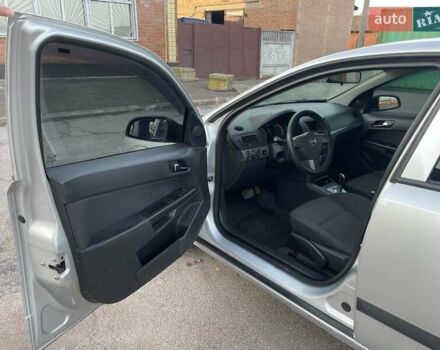 Серый Опель Астра, объемом двигателя 1.4 л и пробегом 220 тыс. км за 3450 $, фото 13 на Automoto.ua