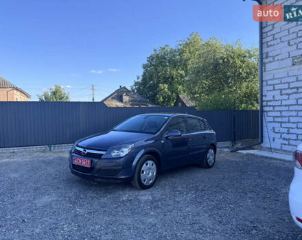 Серый Опель Астра, объемом двигателя 1.6 л и пробегом 220 тыс. км за 5350 $, фото 3 на Automoto.ua