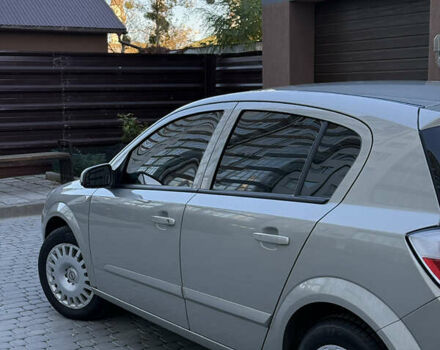 Серый Опель Астра, объемом двигателя 1.6 л и пробегом 287 тыс. км за 4700 $, фото 5 на Automoto.ua