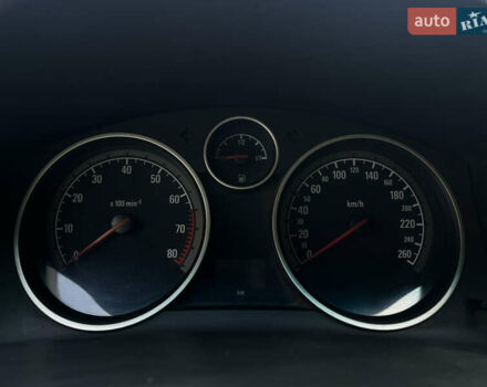 Серый Опель Астра, объемом двигателя 1.6 л и пробегом 176 тыс. км за 4300 $, фото 26 на Automoto.ua