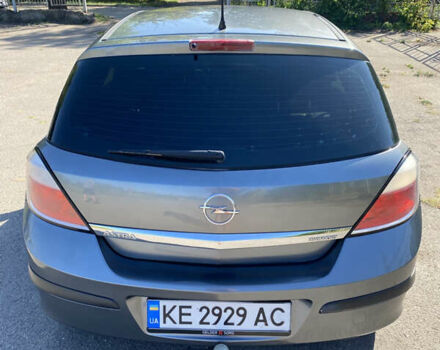 Опель Астра 2006 в Кривом Роге на Automoto.ua Серый Опель Астра, объемом двигателя 1.36 л и пробегом 280 тыс. км за 5000 $, фото 4 на Automoto.ua