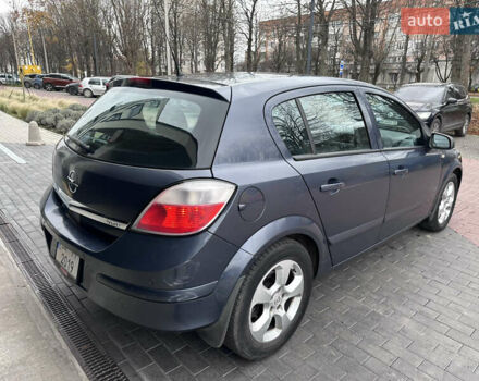 Серый Опель Астра, объемом двигателя 1.2 л и пробегом 274 тыс. км за 3399 $, фото 10 на Automoto.ua