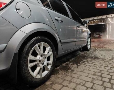 Серый Опель Астра, объемом двигателя 1.4 л и пробегом 257 тыс. км за 4499 $, фото 7 на Automoto.ua