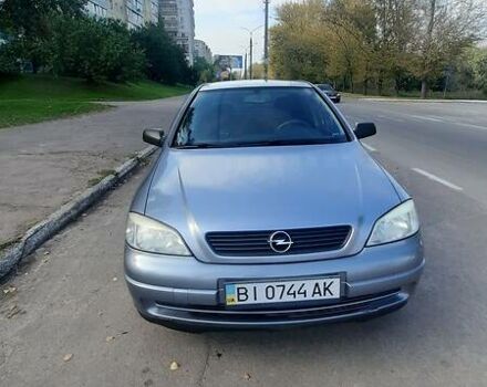 Серый Опель Астра, объемом двигателя 1.4 л и пробегом 280 тыс. км за 4000 $, фото 4 на Automoto.ua