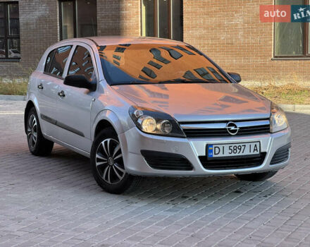 Серый Опель Астра, объемом двигателя 1.6 л и пробегом 140 тыс. км за 3799 $, фото 1 на Automoto.ua