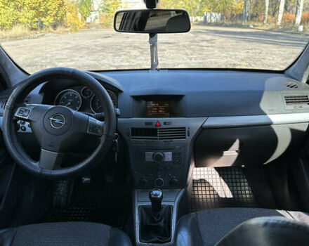 Опель Астра 2006 в Запорожье на Automoto.ua Серый Опель Астра, объемом двигателя 1.69 л и пробегом 271 тыс. км за 3750 $, фото 7 на Automoto.ua