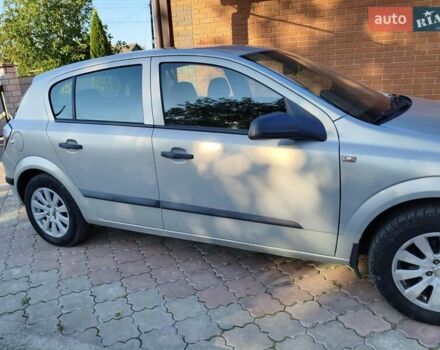 Серый Опель Астра, объемом двигателя 1.4 л и пробегом 216 тыс. км за 4500 $, фото 8 на Automoto.ua