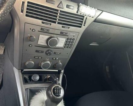 Серый Опель Астра, объемом двигателя 1.69 л и пробегом 150 тыс. км за 6500 $, фото 28 на Automoto.ua