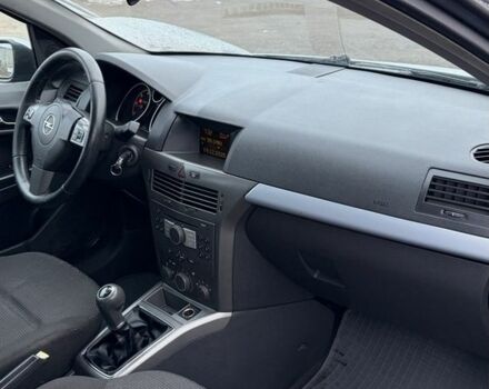 Сірий Опель Астра, об'ємом двигуна 1.7 л та пробігом 300 тис. км за 2850 $, фото 16 на Automoto.ua