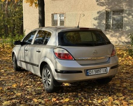 Опель Астра 2006 в Нетешине на Automoto.ua Серый Опель Астра, объемом двигателя 1.6 л и пробегом 140 тыс. км за 3799 $, фото 3 на Automoto.ua