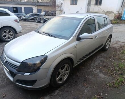 Сірий Опель Астра, об'ємом двигуна 1.7 л та пробігом 305 тис. км за 3400 $, фото 3 на Automoto.ua