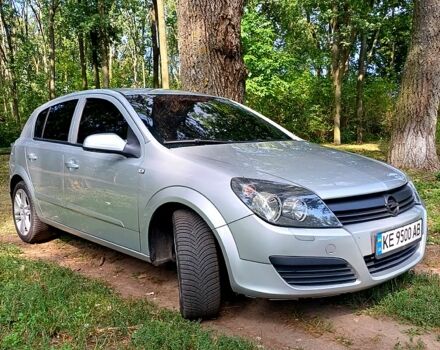 Серый Опель Астра, объемом двигателя 1.9 л и пробегом 323 тыс. км за 5200 $, фото 3 на Automoto.ua