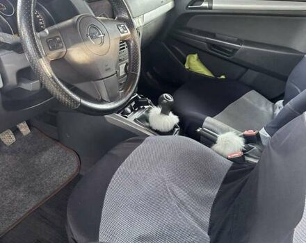 Серый Опель Астра, объемом двигателя 1.69 л и пробегом 150 тыс. км за 6500 $, фото 27 на Automoto.ua