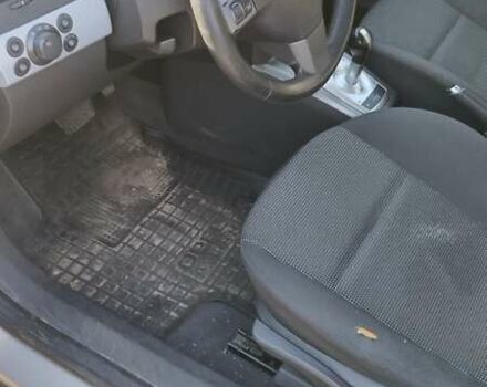 Опель Астра 2006 в Киеве на Automoto.ua Серый Опель Астра, объемом двигателя 1.6 л и пробегом 280 тыс. км за 4200 $, фото 34 на Automoto.ua