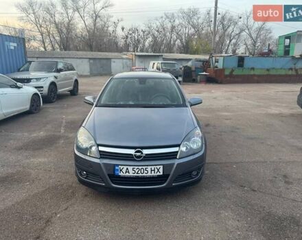 Серый Опель Астра, объемом двигателя 1.6 л и пробегом 233 тыс. км за 4800 $, фото 1 на Automoto.ua