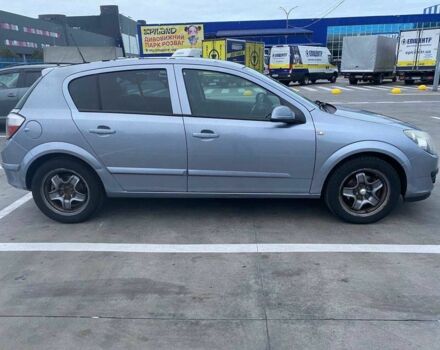 Серый Опель Астра, объемом двигателя 1.6 л и пробегом 145 тыс. км за 4400 $, фото 4 на Automoto.ua