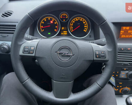 Сірий Опель Астра, об'ємом двигуна 1.8 л та пробігом 140 тис. км за 6200 $, фото 25 на Automoto.ua