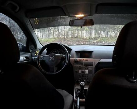 Сірий Опель Астра, об'ємом двигуна 1.4 л та пробігом 250 тис. км за 4300 $, фото 6 на Automoto.ua