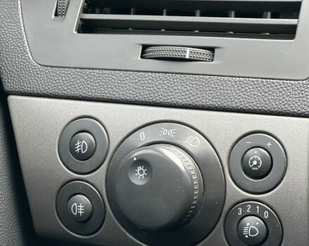 Опель Астра 2006 в Кривом Роге на Automoto.ua Серый Опель Астра, объемом двигателя 1.6 л и пробегом 343 тыс. км за 5000 $, фото 14 на Automoto.ua