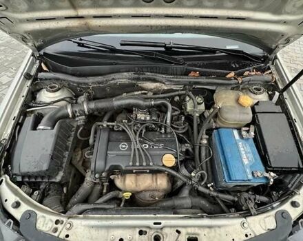 Сірий Опель Астра, об'ємом двигуна 1.4 л та пробігом 371 тис. км за 3088 $, фото 4 на Automoto.ua