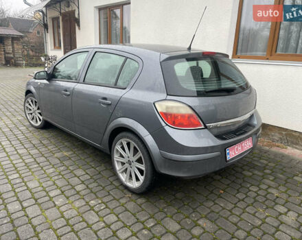 Серый Опель Астра, объемом двигателя 1.6 л и пробегом 217 тыс. км за 4400 $, фото 2 на Automoto.ua