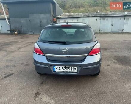 Серый Опель Астра, объемом двигателя 1.6 л и пробегом 233 тыс. км за 4800 $, фото 5 на Automoto.ua