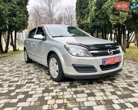 Серый Опель Астра, объемом двигателя 1.6 л и пробегом 160 тыс. км за 4999 $, фото 9 на Automoto.ua