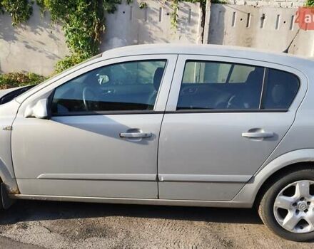 Опель Астра 2006 в Киеве на Automoto.ua Серый Опель Астра, объемом двигателя 1.6 л и пробегом 280 тыс. км за 4200 $, фото 1 на Automoto.ua