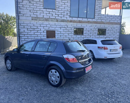 Серый Опель Астра, объемом двигателя 1.6 л и пробегом 220 тыс. км за 5350 $, фото 19 на Automoto.ua