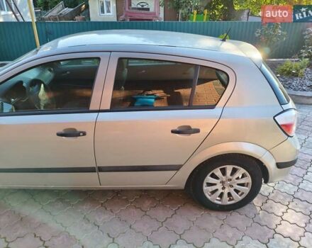 Серый Опель Астра, объемом двигателя 1.4 л и пробегом 216 тыс. км за 4500 $, фото 6 на Automoto.ua