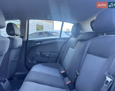 Серый Опель Астра, объемом двигателя 1.6 л и пробегом 220 тыс. км за 5350 $, фото 29 на Automoto.ua