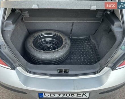 Серый Опель Астра, объемом двигателя 1.4 л и пробегом 220 тыс. км за 3450 $, фото 19 на Automoto.ua