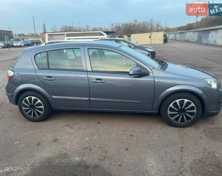 Серый Опель Астра, объемом двигателя 1.6 л и пробегом 233 тыс. км за 4800 $, фото 3 на Automoto.ua