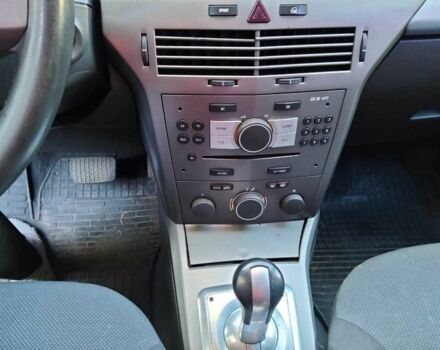 Серый Опель Астра, объемом двигателя 1.6 л и пробегом 290 тыс. км за 3500 $, фото 1 на Automoto.ua