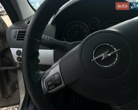 Серый Опель Астра, объемом двигателя 1.6 л и пробегом 176 тыс. км за 4300 $, фото 22 на Automoto.ua