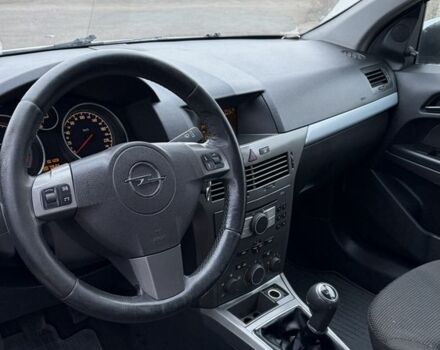 Сірий Опель Астра, об'ємом двигуна 1.7 л та пробігом 300 тис. км за 2850 $, фото 8 на Automoto.ua