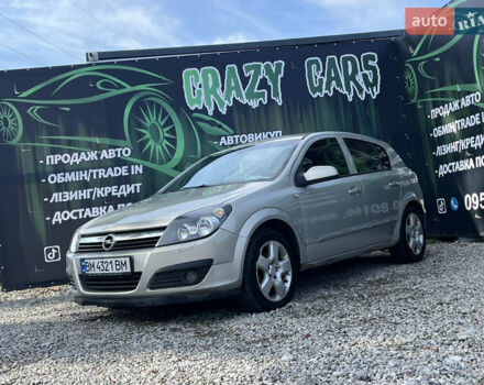 Серый Опель Астра, объемом двигателя 1.6 л и пробегом 176 тыс. км за 4300 $, фото 2 на Automoto.ua