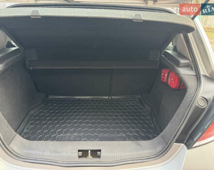 Серый Опель Астра, объемом двигателя 1.6 л и пробегом 180 тыс. км за 5300 $, фото 7 на Automoto.ua