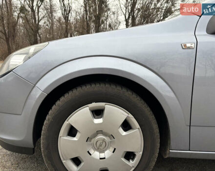 Серый Опель Астра, объемом двигателя 1.6 л и пробегом 108 тыс. км за 6000 $, фото 7 на Automoto.ua