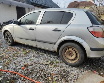 Серый Опель Астра, объемом двигателя 1.4 л и пробегом 250 тыс. км за 2600 $, фото 2 на Automoto.ua