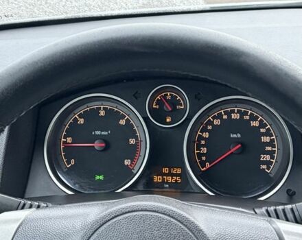 Сірий Опель Астра, об'ємом двигуна 1.7 л та пробігом 300 тис. км за 2850 $, фото 12 на Automoto.ua