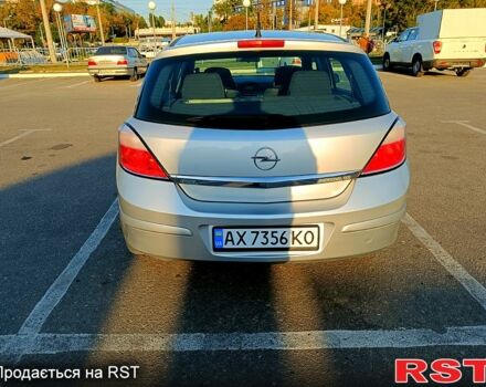 Серый Опель Астра, объемом двигателя 1.6 л и пробегом 117 тыс. км за 5000 $, фото 2 на Automoto.ua