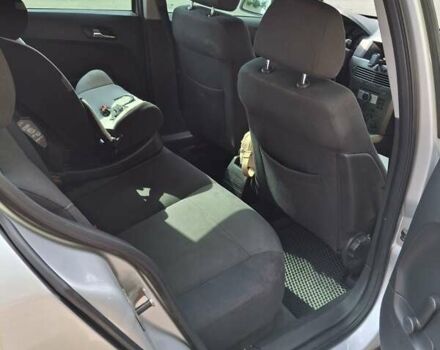 Серый Опель Астра, объемом двигателя 1.4 л и пробегом 518 тыс. км за 4700 $, фото 2 на Automoto.ua