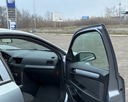 Сірий Опель Астра, об'ємом двигуна 1.7 л та пробігом 300 тис. км за 2850 $, фото 14 на Automoto.ua
