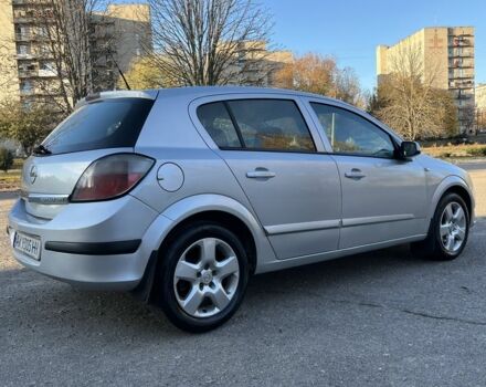 Серый Опель Астра, объемом двигателя 1.7 л и пробегом 300 тыс. км за 4000 $, фото 3 на Automoto.ua