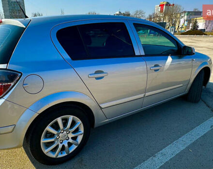 Серый Опель Астра, объемом двигателя 1.6 л и пробегом 235 тыс. км за 5200 $, фото 3 на Automoto.ua