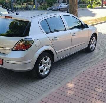 Серый Опель Астра, объемом двигателя 1.6 л и пробегом 164 тыс. км за 5999 $, фото 2 на Automoto.ua