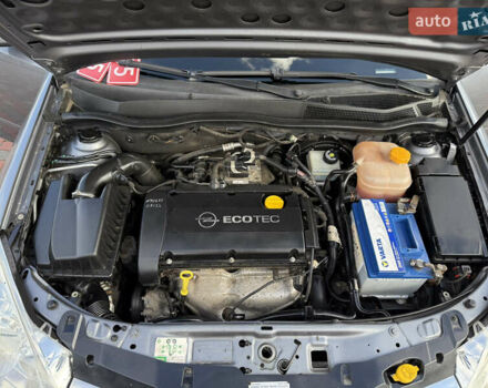 Серый Опель Астра, объемом двигателя 1.6 л и пробегом 180 тыс. км за 6750 $, фото 109 на Automoto.ua